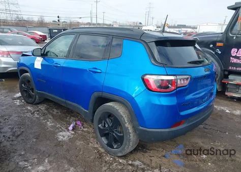 2018 Jeep Compass Altitude 4X4 z USA, uszkodzony, nr VIN 3C4NJDBB7JT455117
